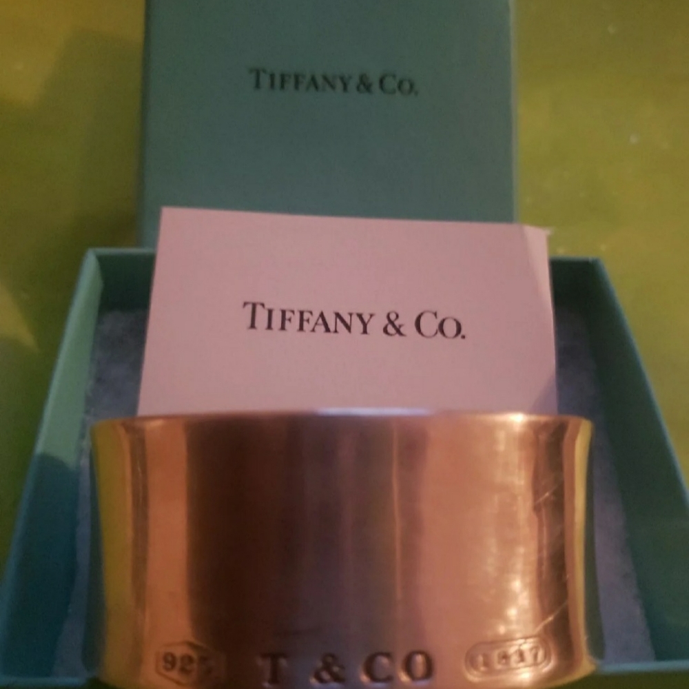 Tiffany & Co Wide Cuff - Picture 2 of 4